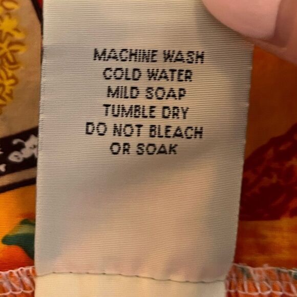 Vintage Hawaiian muumuu dress - Picture 7 of 9